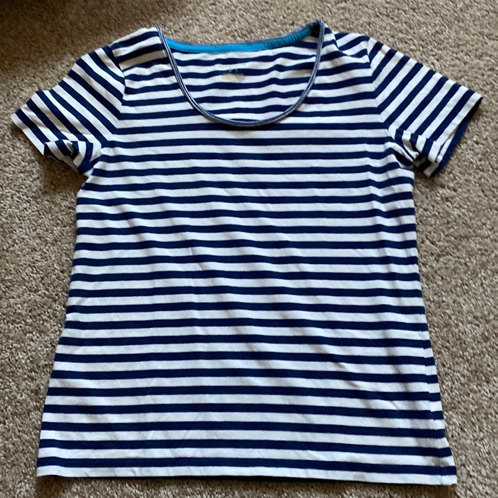 Liz Claiborne T-Shirt